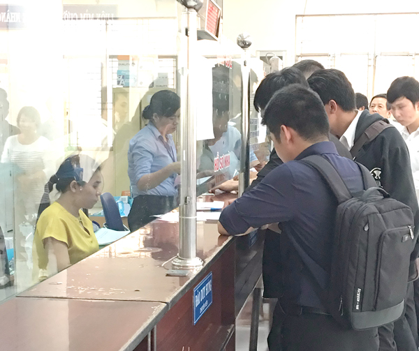  Triển khai các dịch vụ công trực tuyến mà người dân sử dụng thường xuyên