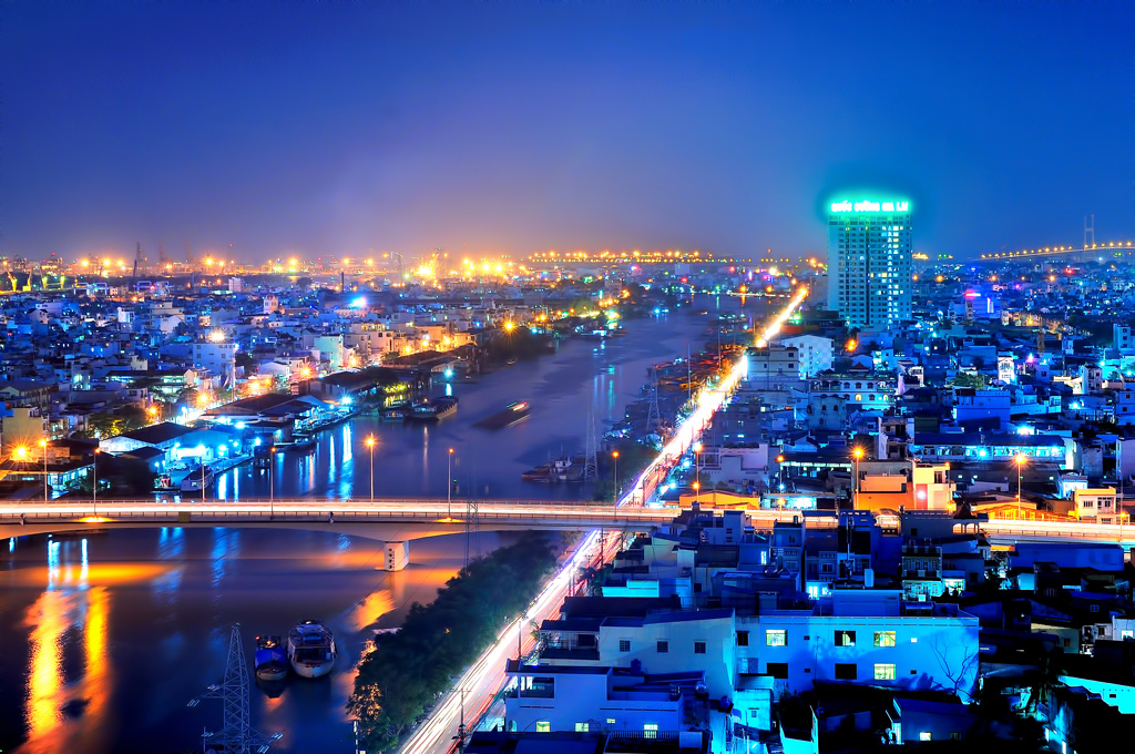 Tổ chức di dời ngay 27 căn nhà nằm trên sông, ven sông Sài Gòn 