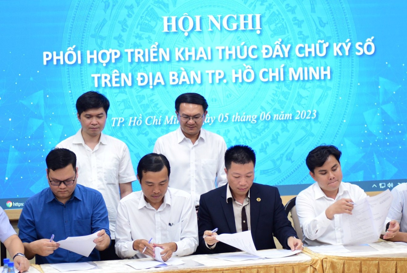 Tiếp tục chương trình cấp chữ ký số miễn phí cho người dân TP.HCM